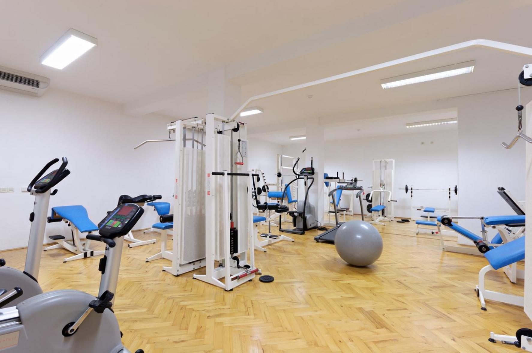 Hotel Epario Лопар Экстерьер фото
